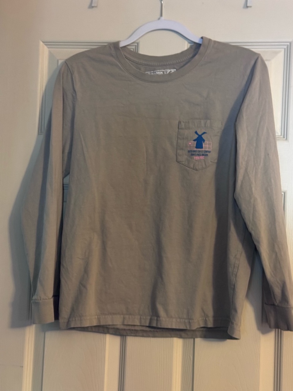 Dutch Bros Woman’s Long Sleeve Tee in Light Gray with Blue Logo